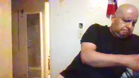 elmario24 online show from September 2025 10:31:01 AM