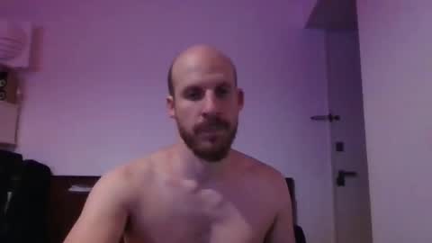 Snapshot of elmatirestrepo chatting on January 2025 05:22:02 AM Mati Restrepo online show from January 2025 05:22:02 AM