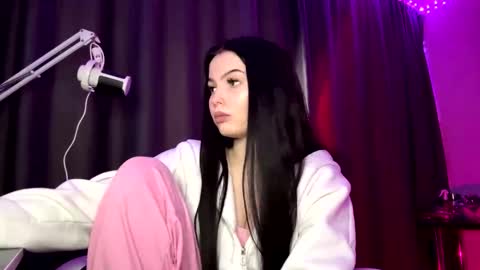 Tiny online show from February 2026 07:56:01 AM