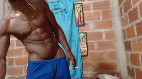 elmiltonnjakee online show from May 2026 04:06:01 AM