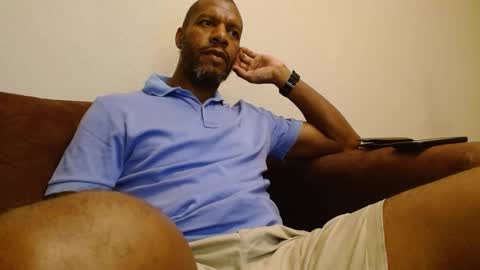 My name is Elmore. Please say hello I like to chat with you. If you have requests or dirty talk please use tip online show from February 2025 01:47:02 AM