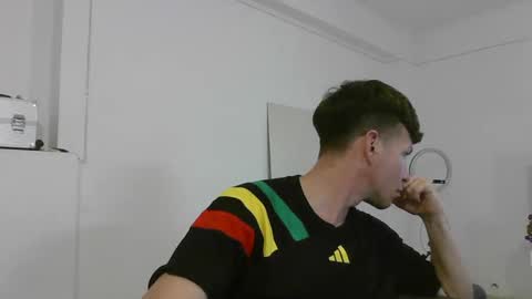 Snapshot of elnenedearg chatting on December 2024 10:59:01 PM elnenedearg online show from December 2024 10:59:01 PM