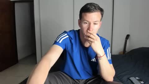 Snapshot of elnenedearg chatting on September 2025 12:15:01 AM elnenedearg online show from September 2025 12:15:01 AM