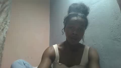 Snapshot of elodie228680 chatting on April 2026 05:30:01 PM elodie228680 online show from April 2026 05:30:01 PM