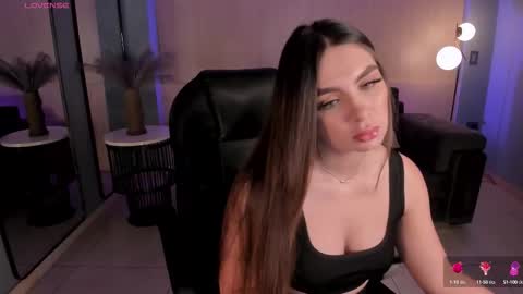 Snapshot of eloisaolivero chatting on October 2025 11:40:01 AM ELOISA OLIVERO online show from October 2025 11:40:01 AM