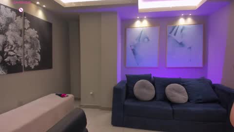 Snapshot of eloisaolivero chatting on October 2025 07:14:02 PM ELOISA OLIVERO online show from October 2025 07:14:02 PM