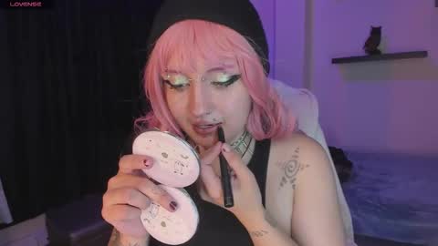 Snapshot of eloisee_ chatting on October 2025 04:42:01 AM Eloise . online show from October 2025 04:42:01 AM