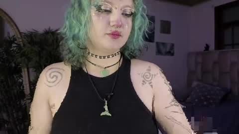 Snapshot of eloisee_ chatting on April 2026 08:45:02 PM Eloise . online show from April 2026 08:45:02 PM