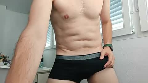 Snapshot of elrubiyo25 chatting on July 2026 12:34:01 PM elrubiyo25 online show from July 2026 12:34:01 PM