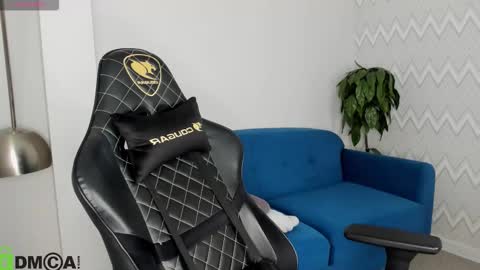 elsa_carterr online show from October 2025 08:37:02 AM