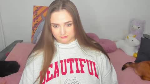Snapshot of elsamails chatting on January 2025 10:45:01 PM Elsa online show from January 2025 10:45:01 PM
