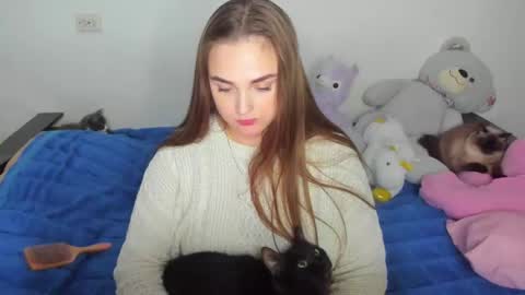 Snapshot of elsamails chatting on September 2025 09:38:01 PM Elsa online show from September 2025 09:38:01 PM