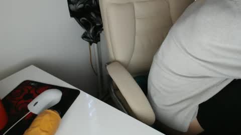 Snapshot of elssa_rush chatting on March 2025 07:05:02 AM elssa_rush online show from March 2025 07:05:02 AM