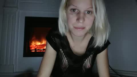 Snapshot of elssa_rush chatting on November 2025 06:21:01 PM elssa_rush online show from November 2025 06:21:01 PM
