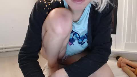 Snapshot of elssa_rush chatting on November 2025 10:48:01 AM elssa_rush online show from November 2025 10:48:01 AM