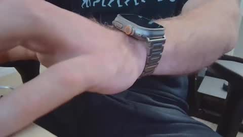 Snapshot of eltanke2206 chatting on January 2025 07:08:01 PM alexgarg online show from January 2025 07:08:01 PM