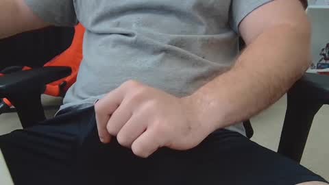 Snapshot of eltanke2206 chatting on October 2025 03:40:01 PM alexgarg online show from October 2025 03:40:01 PM