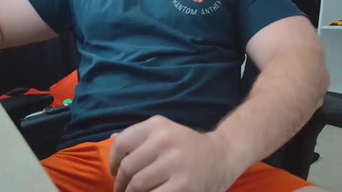 Snapshot of eltanke2206 chatting on December 2025 07:42:02 PM alexgarg online show from December 2025 07:42:02 PM