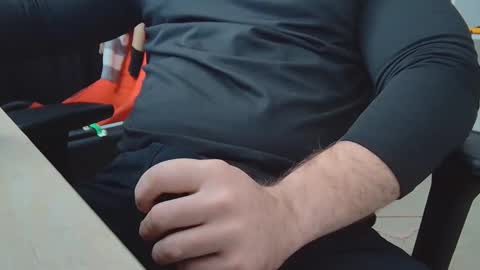 Snapshot of eltanke2206 chatting on December 2025 05:31:02 PM alexgarg online show from December 2025 05:31:02 PM