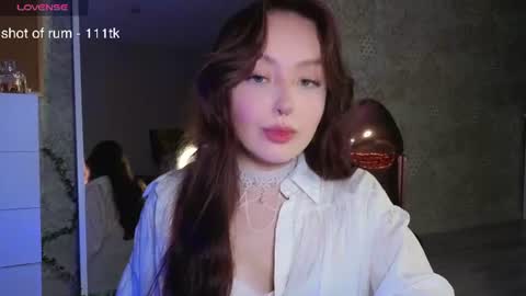 Snapshot of elusive_mia chatting on August 2026 05:34:02 PM Mia 3 online show from August 2026 05:34:02 PM