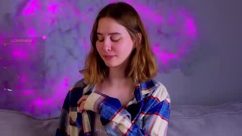 Maria online show from February 2025 11:11:02 AM