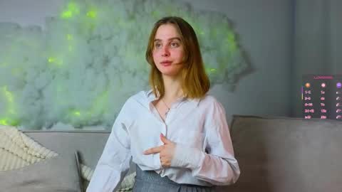 Maria online show from March 2025 11:11:01 AM