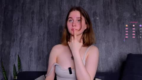 Maria online show from March 2025 02:12:01 PM