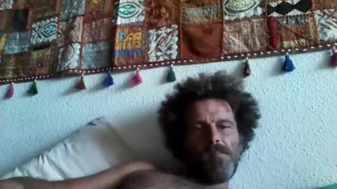 elyjahoye online show from September 2025 03:25:01 PM