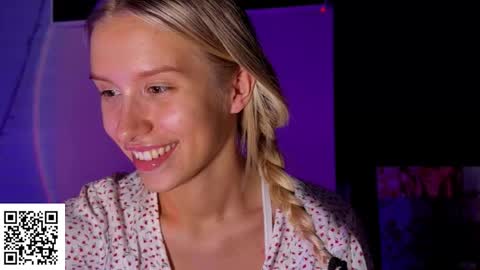 Elysia online show from November 2025 10:42:02 PM