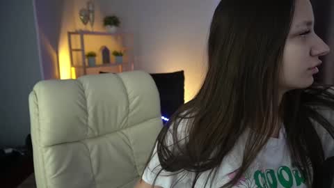 Call me Elis online show from December 2024 06:36:01 AM