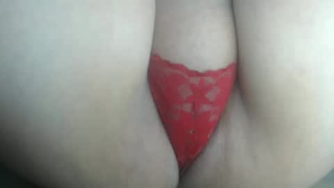 Snapshot of elza_blonde chatting on April 2026 07:09:01 PM E L Z A online show from April 2026 07:09:01 PM