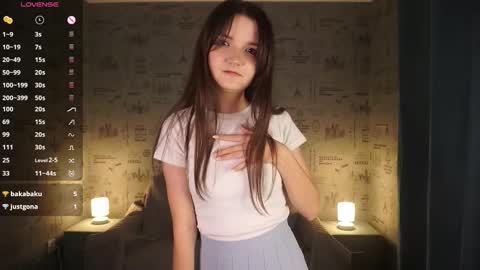 Snapshot of em1ly_e chatting on November 2025 07:36:02 PM Emily online show from November 2025 07:36:02 PM