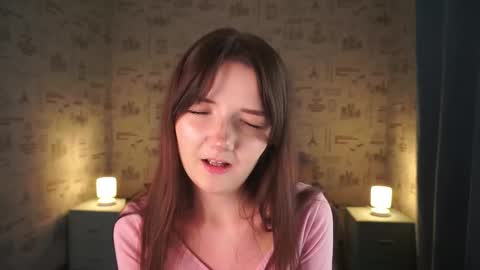 Snapshot of em1ly_e chatting on November 2025 09:06:01 PM Emily online show from November 2025 09:06:01 PM