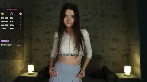 Snapshot of em1ly_e chatting on November 2025 08:34:02 PM Emily online show from November 2025 08:34:02 PM