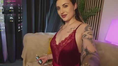 Snapshot of ema_reese chatting on May 2026 04:50:01 AM Ema Reese online show from May 2026 04:50:01 AM