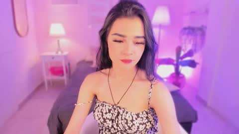 Snapshot of ema_soul chatting on October 2025 07:43:01 PM emma soul online show from October 2025 07:43:01 PM