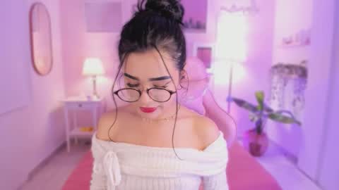 Snapshot of ema_soul chatting on November 2025 08:13:02 PM emma soul online show from November 2025 08:13:02 PM