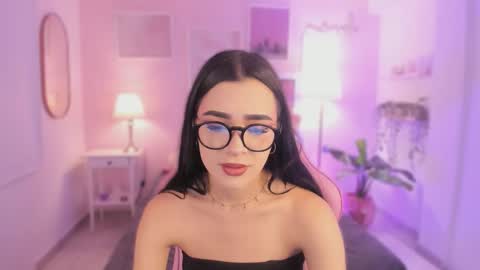 Snapshot of ema_soul chatting on November 2025 07:50:02 PM emma soul online show from November 2025 07:50:02 PM