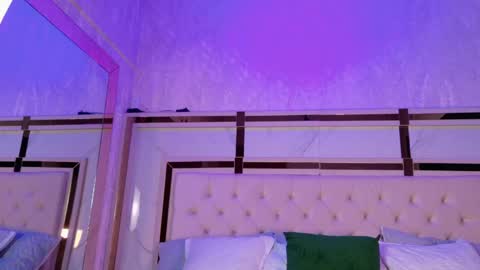 emaa2_sm online show from May 2026 03:02:02 AM
