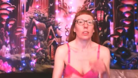 Snapshot of ember_starleena chatting on February 2025 11:46:02 PM Ember Starleena online show from February 2025 11:46:02 PM