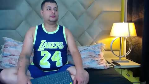 Ember and Wanda online show from March 2025 02:15:01 AM