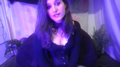 Ellie online show from January 2025 02:03:01 AM