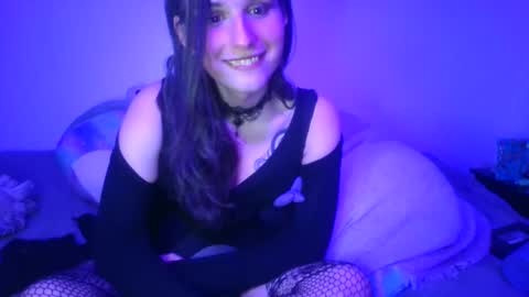 Ellie online show from February 2025 01:53:02 PM