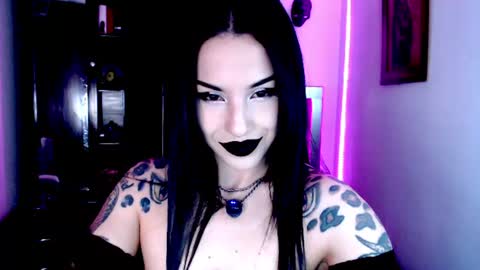 Snapshot of emearld_black chatting on July 2026 05:38:01 AM Emerald Black online show from July 2026 05:38:01 AM
