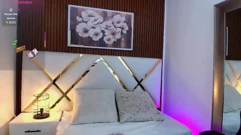 Snapshot of emelie_ch_ chatting on December 2025 02:50:02 AM Emily online show from December 2025 02:50:02 AM