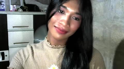 Snapshot of emely_lany chatting on July 2026 08:51:01 PM Lany online show from July 2026 08:51:01 PM