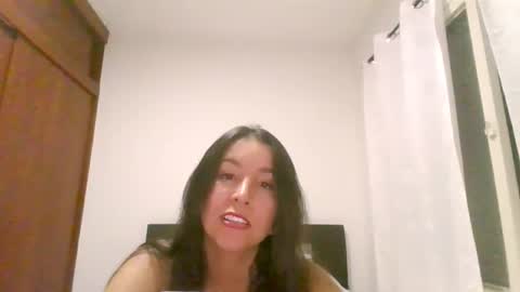 emely_sexx online show from February 2026 12:10:01 AM