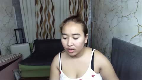 Emely online show from December 2025 06:08:02 AM