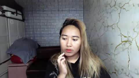 Snapshot of emely_slutxxx chatting on July 2026 06:08:02 AM Emely online show from July 2026 06:08:02 AM