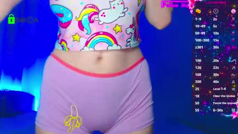 Emely online show from November 2025 03:23:01 AM